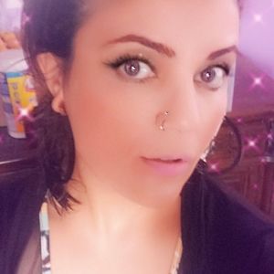 Meet your Posher, Rola